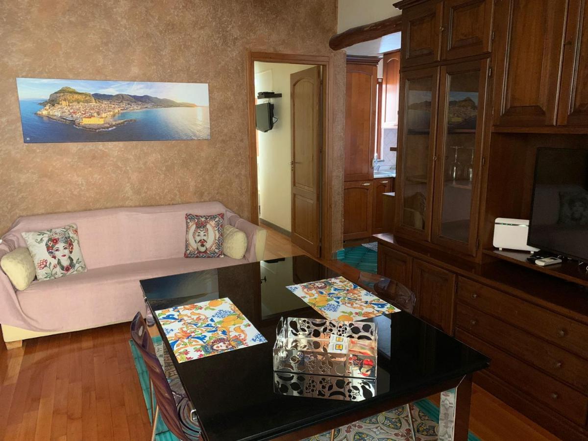 Mela'S House Apartments Cefalù Buitenkant foto